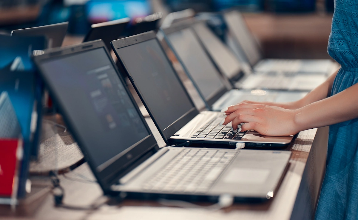 sewa laptop