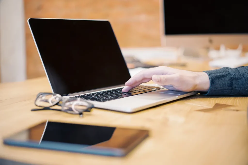 penyewaan laptop terdekat