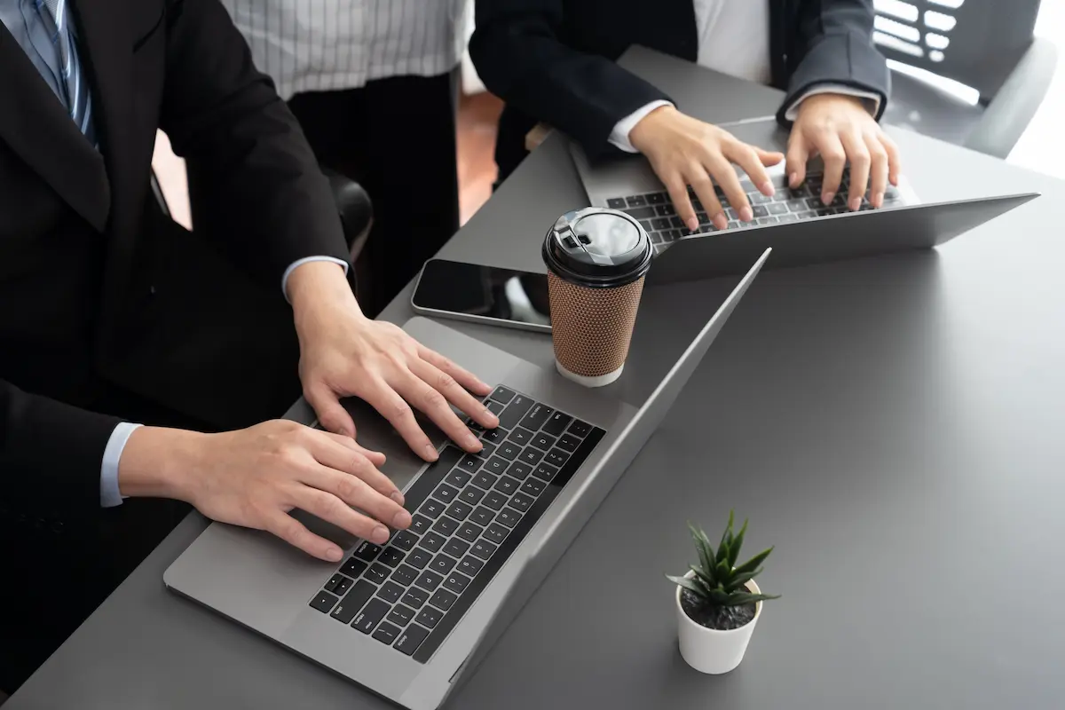 harga sewa laptop