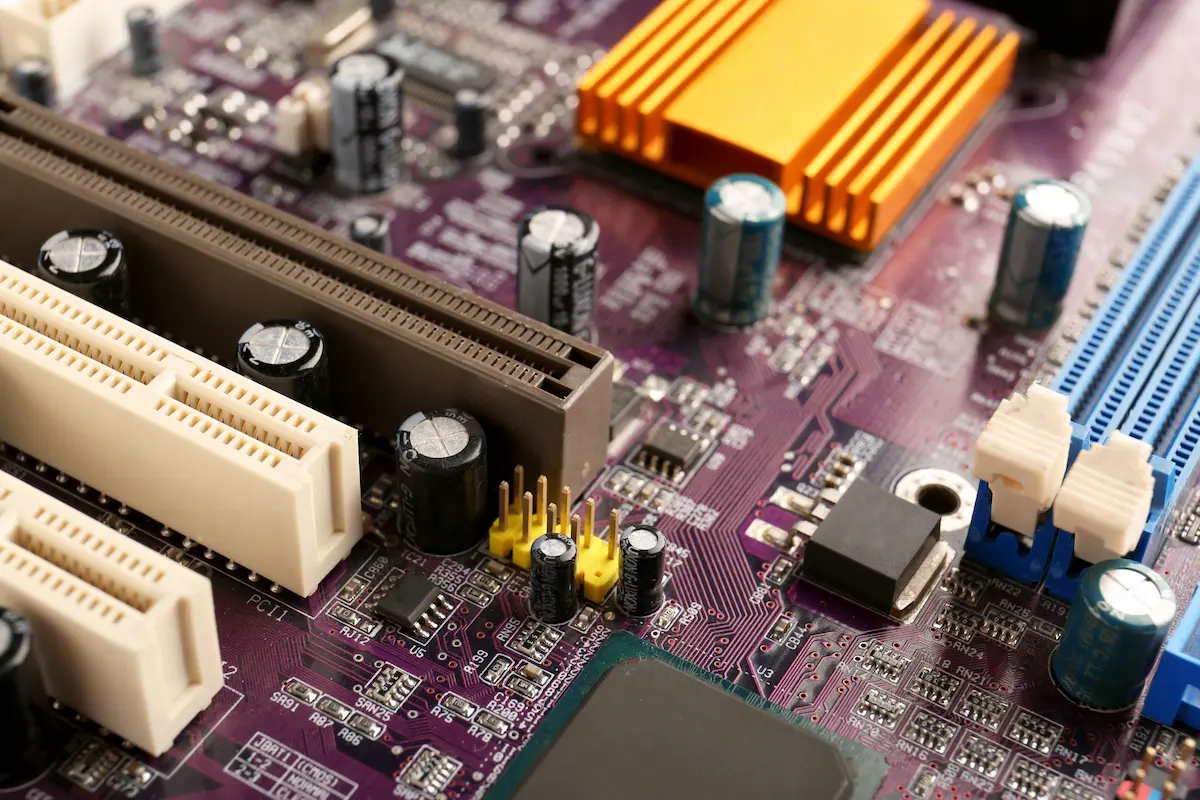 motherboard adalah